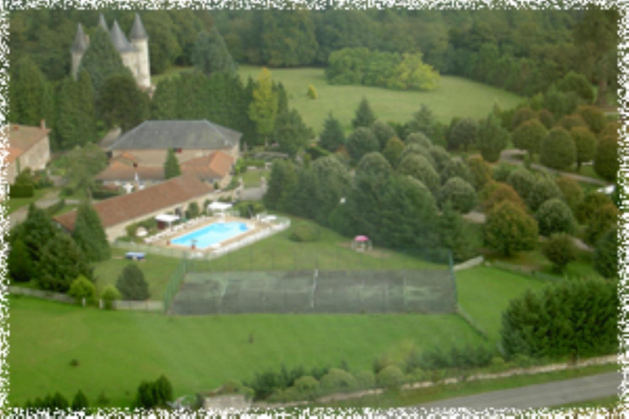 Hotellerie De Plein Air Camping Leychoisier Bonnac-la-Côte Eksteriør bilde