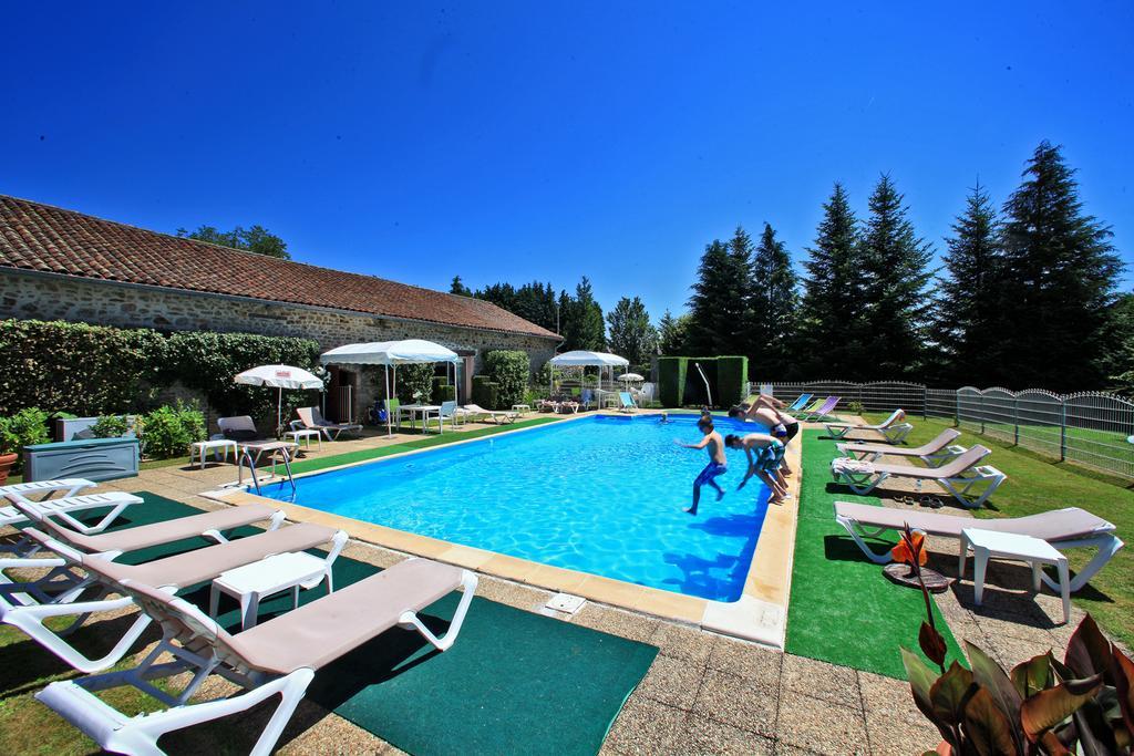 Hotellerie De Plein Air Camping Leychoisier Bonnac-la-Côte Eksteriør bilde